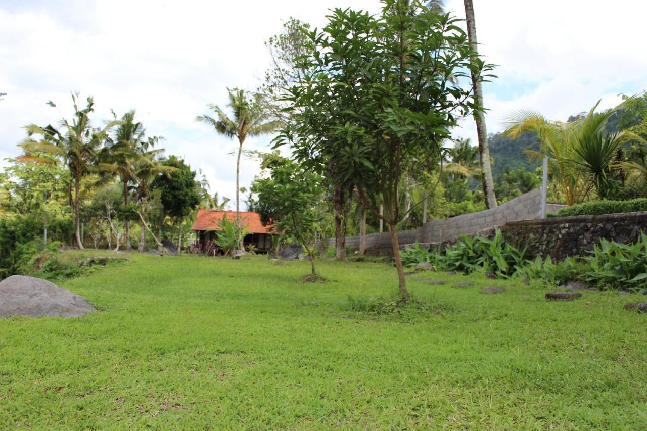 Pondok Tepi Sungai Sidemen  Exterior photo
